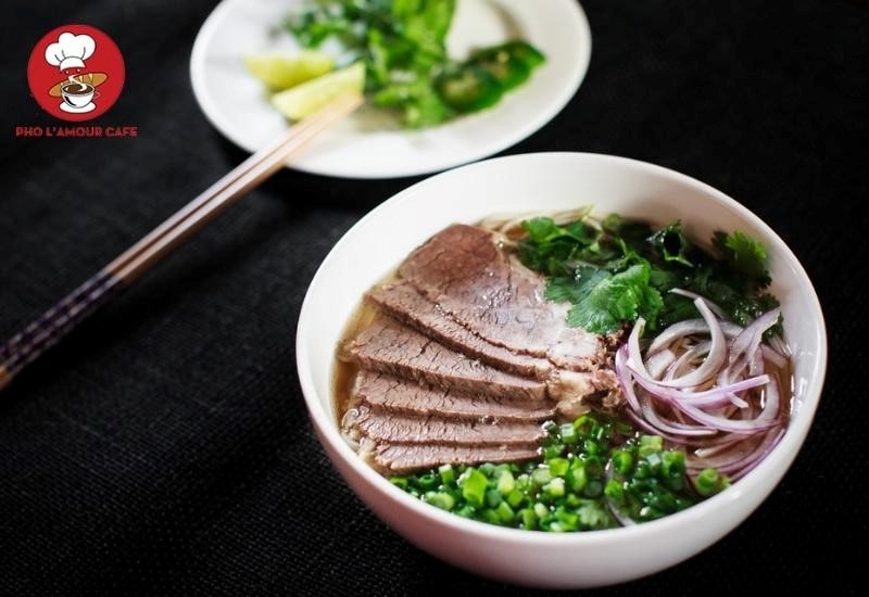 P4 Pho Well-done Brisket - Pho L’amour Cafe